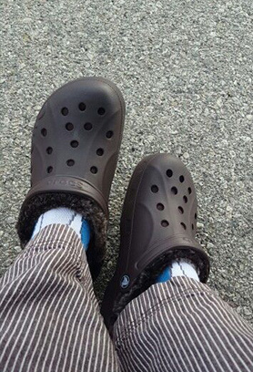 История успеха: как Crocs с подкладкой стали зимним хитом